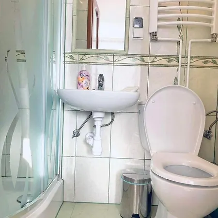 住宿加早餐酒店 Goscinne Letycja 比利但耶克