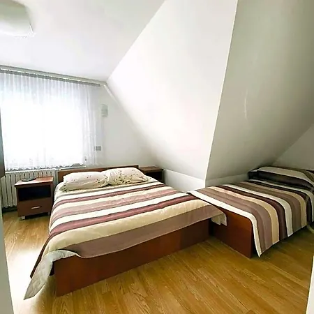 Bed & Breakfast Goscinne Letycja 3*